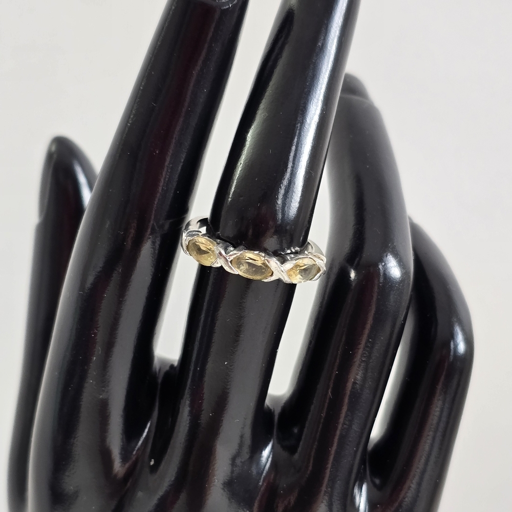Elegant Sterling Silver 925 Citrine Ring - Picture 5 of 6